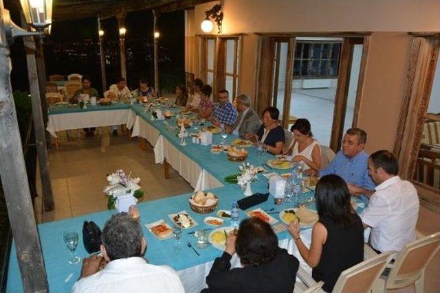 Kuşadası Garnizon Komutanı Aslan’a Veda Yemeği