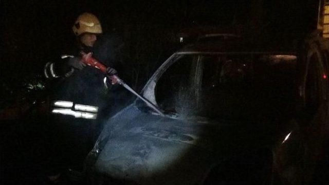Diyarbakır’da Şüpheli Araç Yangını