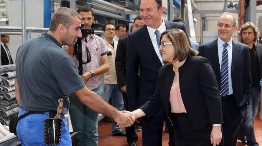 Başkan Şahin, Kaşmir Halı Tesislerini Gezdi