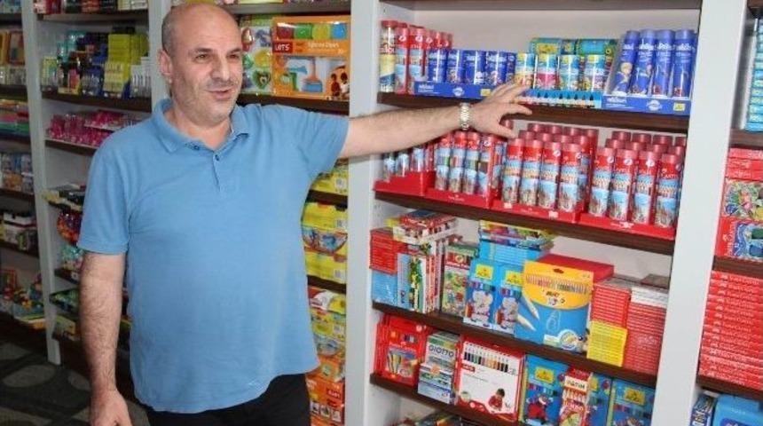 Okulların Ge&ccedil; A&ccedil;ılacak Olması Kırtasiyecileri Olumsuz Etkiledi