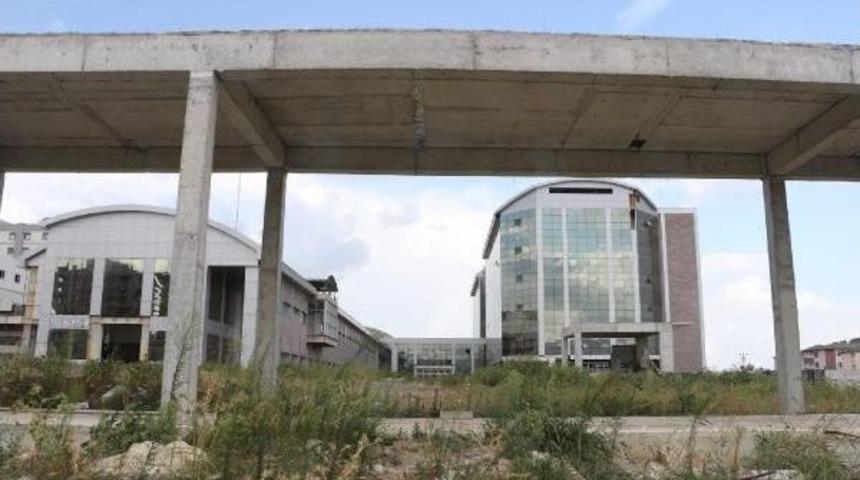 Hastane Inşaatı 2 Yılda Bitecekti, 7 Yıldır Bitmedi