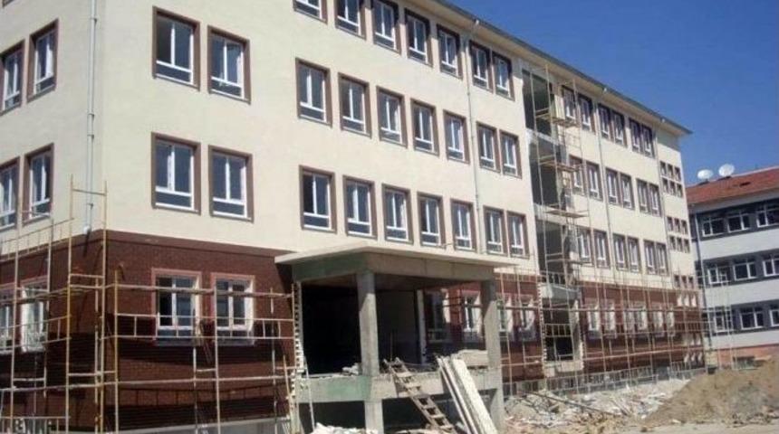 Sorgun&rsquo;da Okul İnşaatları T&uuml;m Hızıyla Devam Ediyor