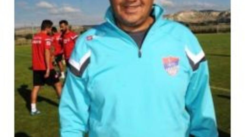 Niğde Belediyespor Teknik Direkt&ouml;r&uuml; Tokatlı, Takımın Durumunu Değerlendirdi