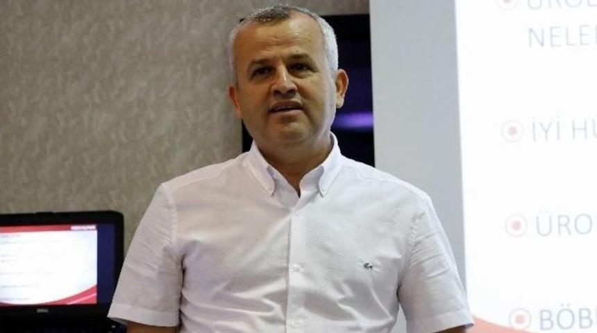 B&ouml;brek Taşının Sebebi Aşırı T&uuml;ketilen Kahve, Kola Ve &Ccedil;ay