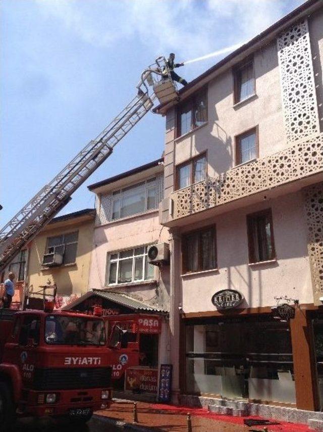 Bartın’da Korkutan Otel Yangını