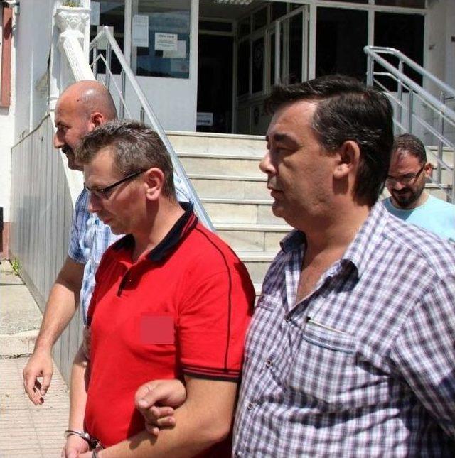 Soyduğu Markete ’geçmiş Olsun’ Demeye Gidince Yakayı Ele Verdi 2