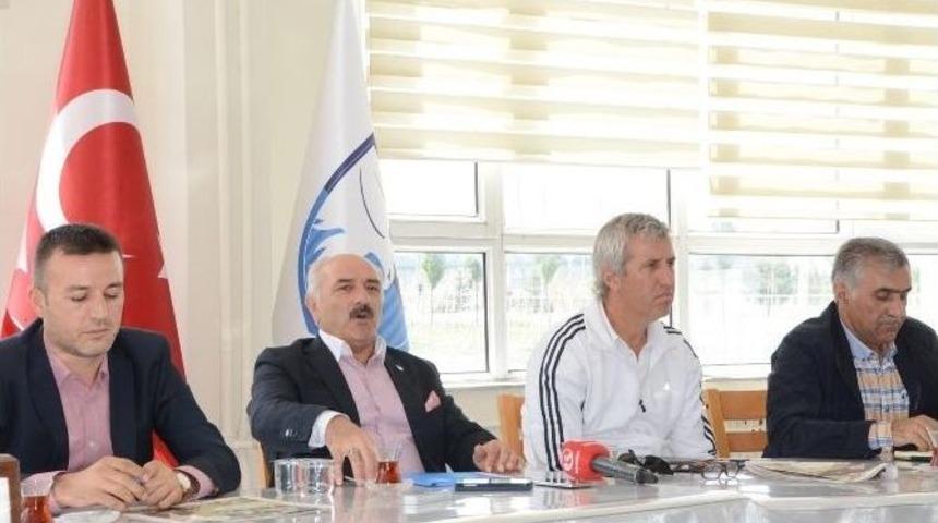 Erzurumspor Kul&uuml;p Başkan Vekili &Uuml;nsal Kıra&ccedil;: "erzurumspor Tek Y&uuml;rek, Tek Bilekle Kenetlenmiş Bir Takımdır"