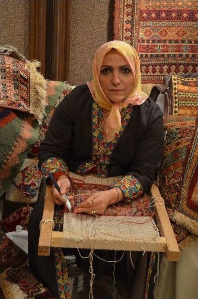 33 &Uuml;lkenin Sanatı Yan Yana Sergilenecek 2