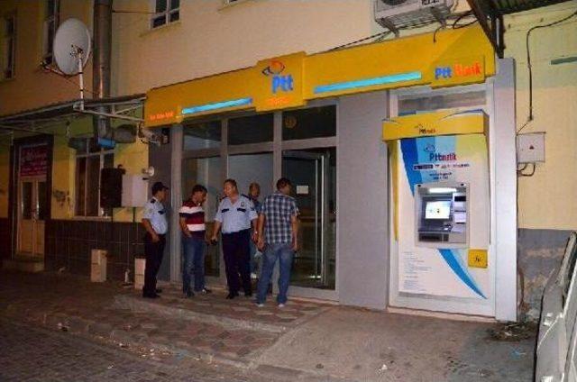 Ptt Bank tan Hırsızlık Yapmak Isterken Suçüstü Yakalandı 1