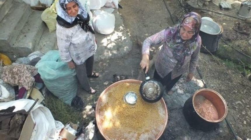 Kışlık Erzaklar Hazırlanıyor