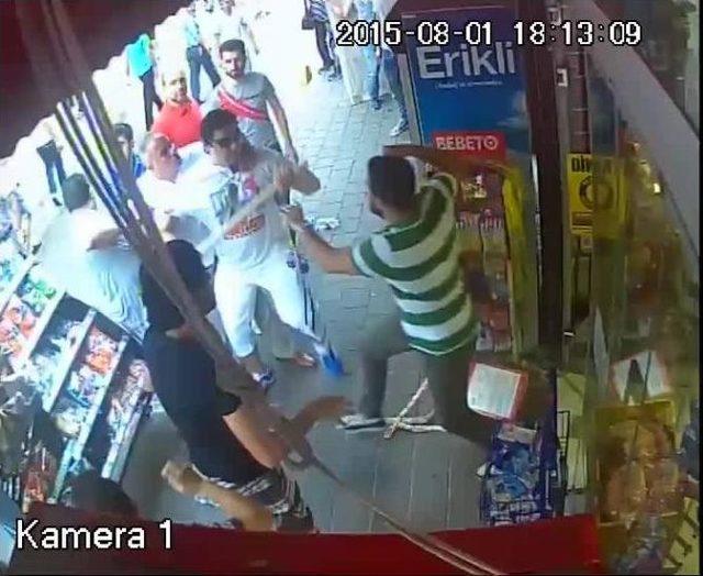 Aksaray&rsquo;daki Turist-esnaf Kavgasında B&uuml;fe Sahibi Konuştu 2