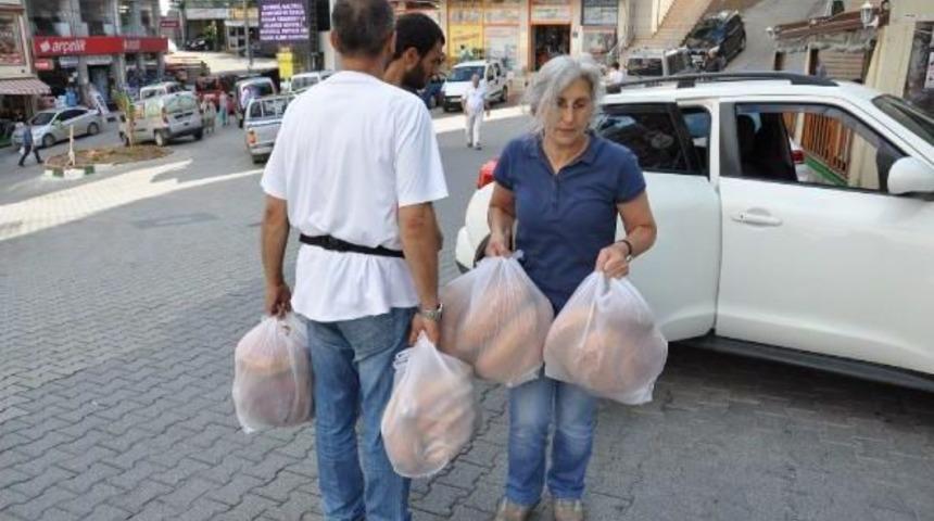Taha'nın Evinde Gözyaşı Dinmiyor, Kayıpların Aranması Sürdürülüyor (4)