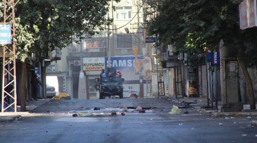 Diyarbakır&rsquo;daki Sessizlik Yerini Olaylara Bıraktı