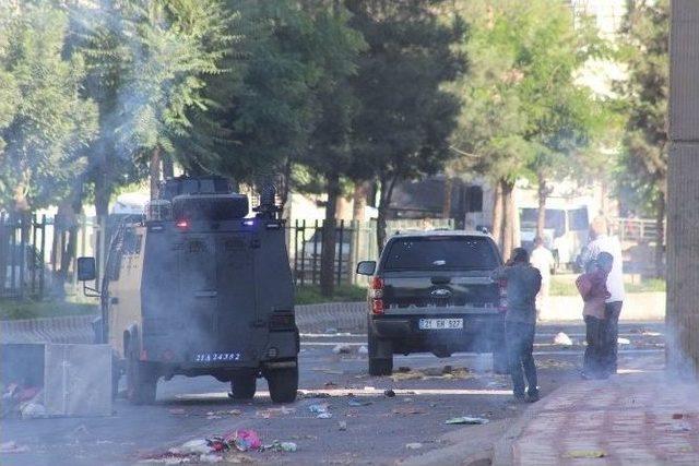 Diyarbakır&rsquo;daki Sessizlik Yerini Olaylara Bıraktı 2