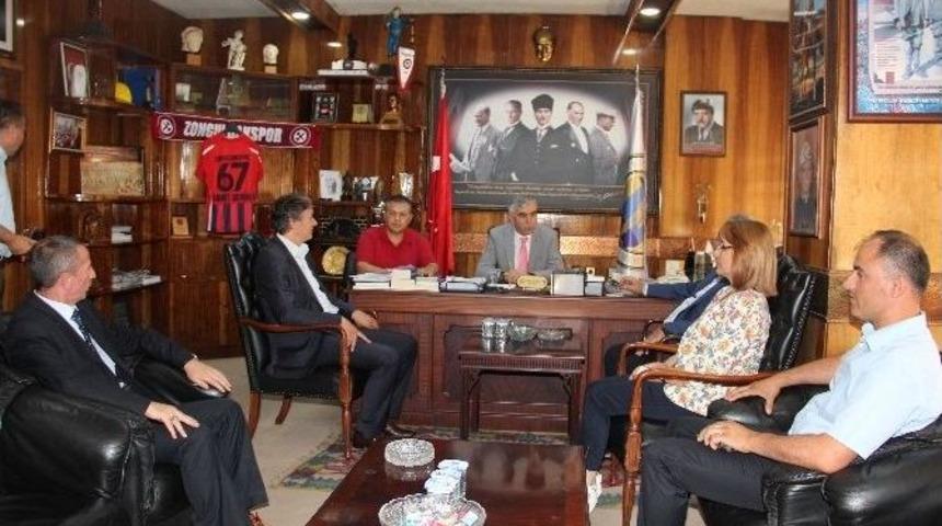 &Ccedil;akan Gmis&rsquo;i Ziyaret Etti