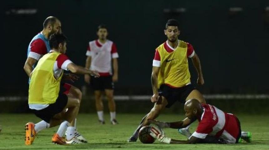 Antalyaspor Fenerbah&ccedil;e Ma&ccedil;ının Taktiğini &Ccedil;alıştı