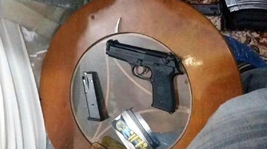 Kızıltepe'ye Suikast I&ccedil;in Gelen 6 &Ouml;rg&uuml;t &Uuml;yesi Silahlarıyla Yakalandı