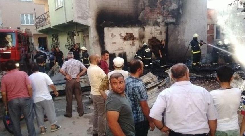 Garajda Korkutan Yangın