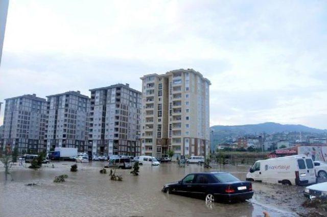 Samsun'da 13 Kişinin Öldüğü Sel Soruşturmasında Takipsizlik