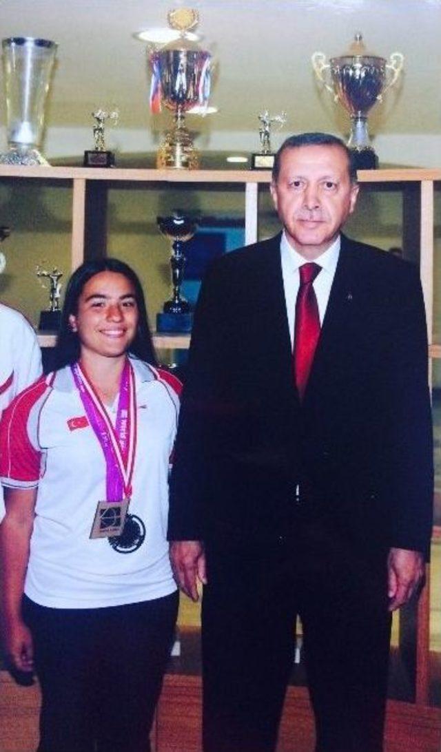 Gen&ccedil; Ok&ccedil;unun Hedefi D&uuml;nya Şampiyonluğu 1