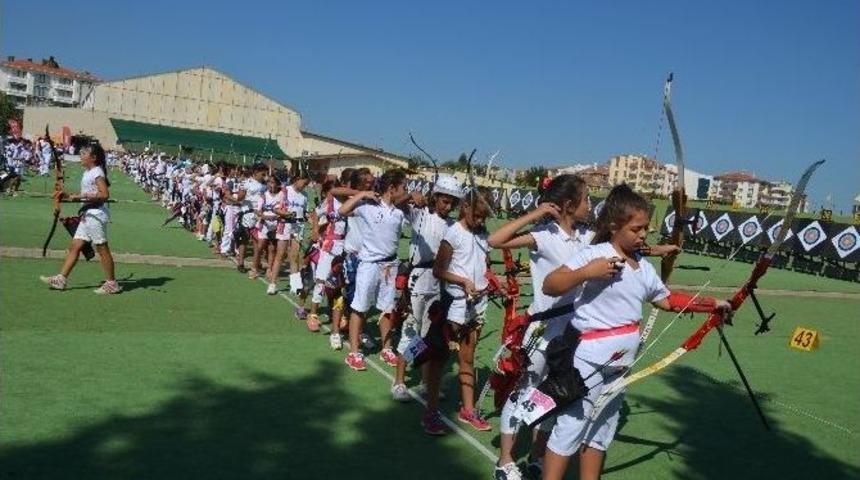 Zafer Kupası Minikler T&uuml;rkiye Şampiyonası Gelibolu&rsquo;da Başladı