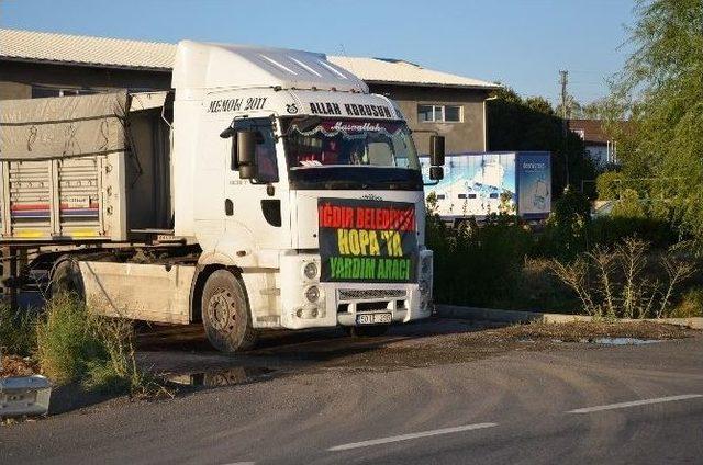 Iğdır Belediyesi’nden Hopa’ya Yardım