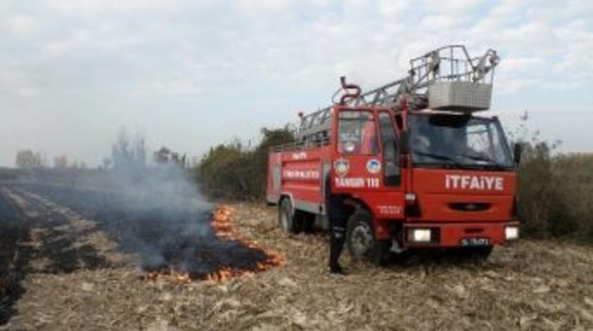 Yetkilerin Uyarılarına Rağmen Anız Yakılmaya Devam Ediliyor