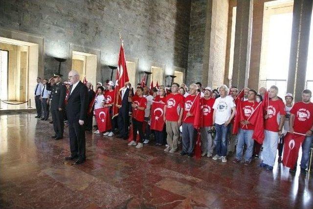 Başkan Kurt’tan Ata’ya Duygu Yüklü Not