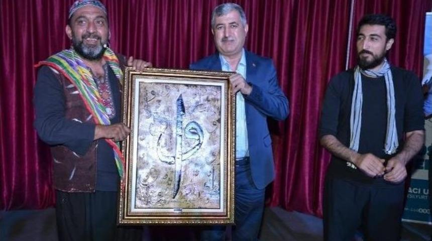 A&ccedil;ık Hava Sahnesi G&ouml;sterileri Başladı