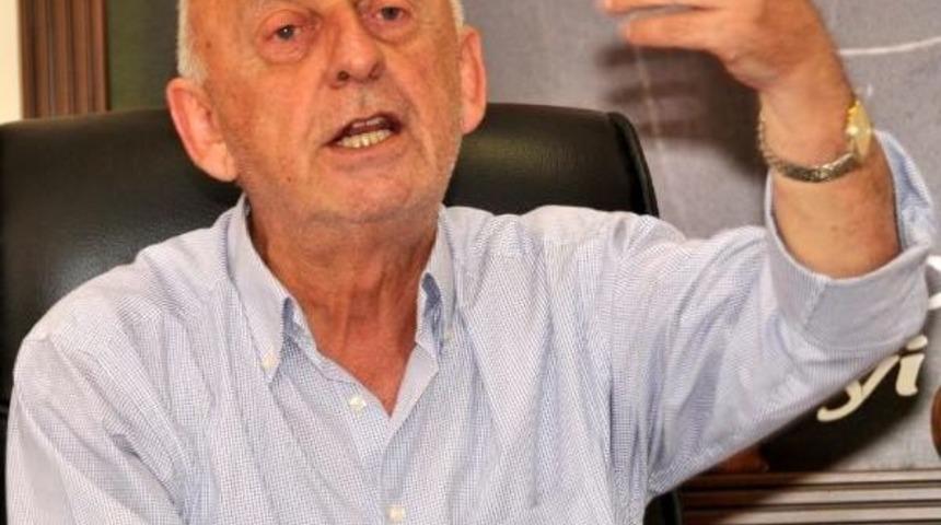 Sel Suları Ka&ccedil;ak &Ccedil;&ouml;p Dağını Ortaya &Ccedil;ıkardı (3)