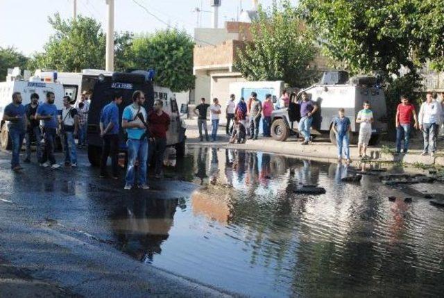 Diyarbakır'da Rögar Kapağının Patlaması Korkuttu