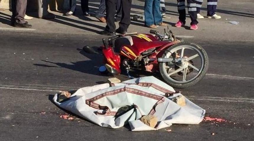 Kamyonun Altında Kalan 5 Yaşındaki &Ccedil;ocuk &Ouml;ld&uuml;