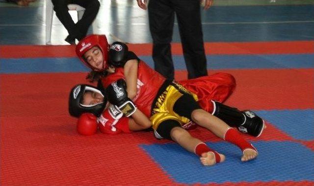 Wushu İl Teşvik M&uuml;sabakaları Ger&ccedil;ekleştirildi 1