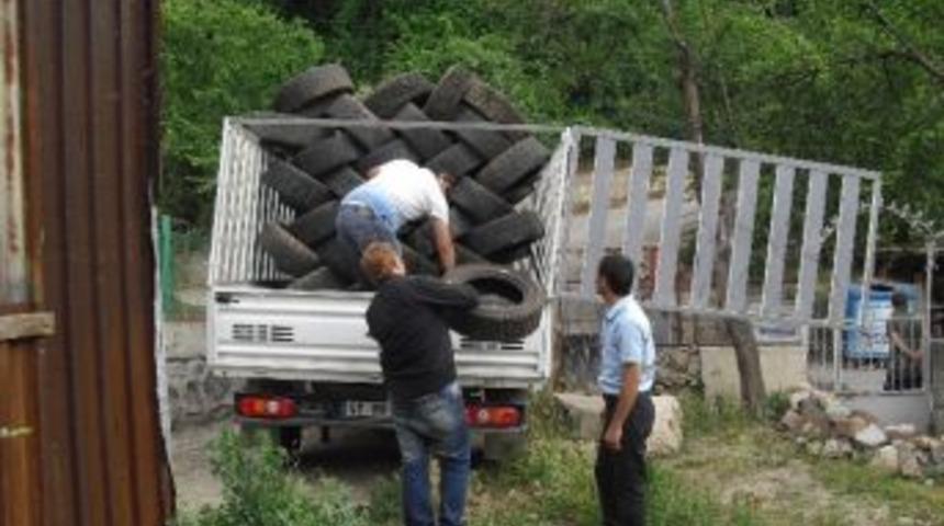 İzmit&rsquo;te Ayda 30 Ton Atık Lastik Toplanıyor