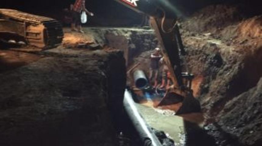 Düzce Belediyesi Ekipleri 24 Saat Mesai Yaptı