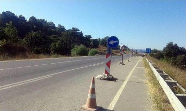 Sakarya da &Ccedil;&ouml;ken Yol Onarıldı 3