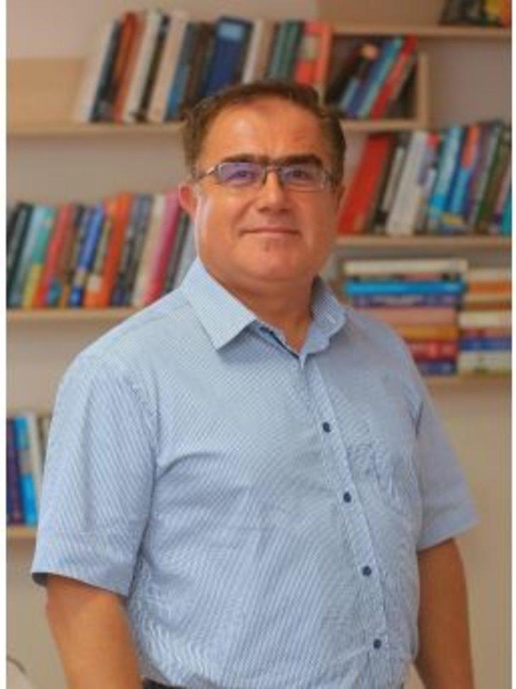 Prof. Dr. Özdemir'den Kriz Uyarısı: Dövizle Borçlanma, Cebindekini Harca