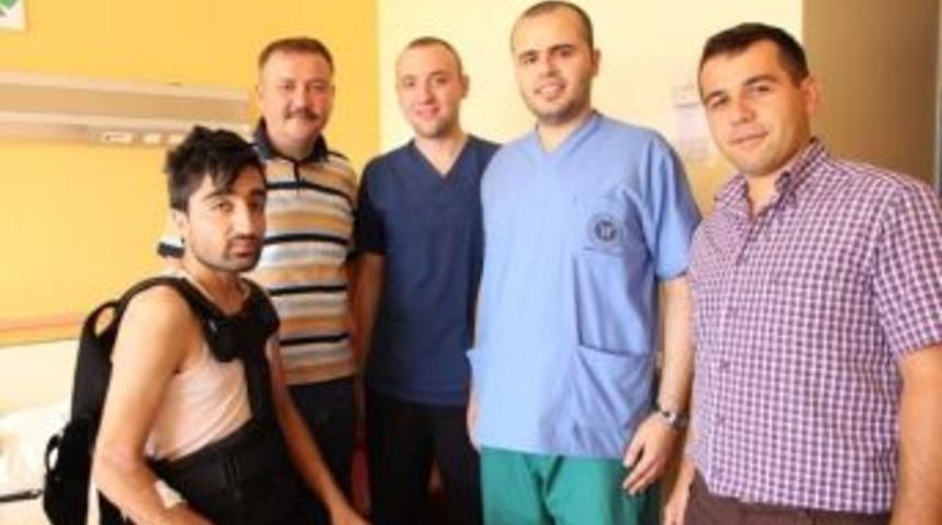 Afgan &Ouml;ğrenci T&uuml;rk Hekimlere Emanet