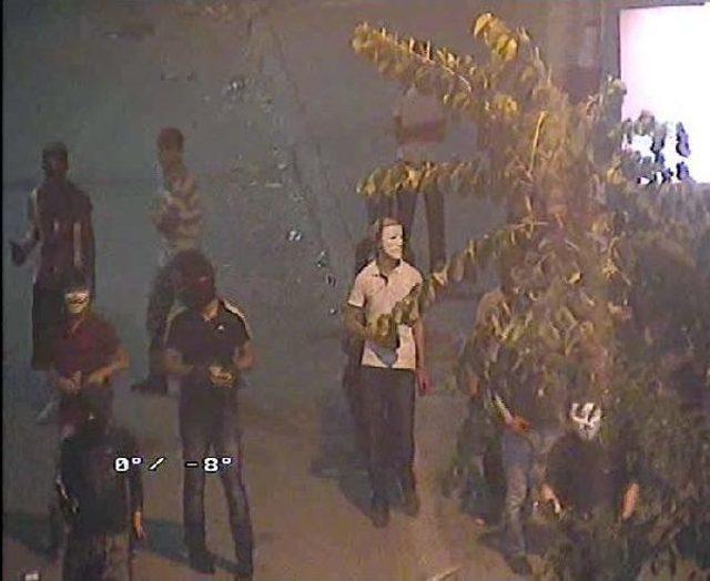 Mersin'de Polise Molotofkokteyli Atanlar  Yakalandı