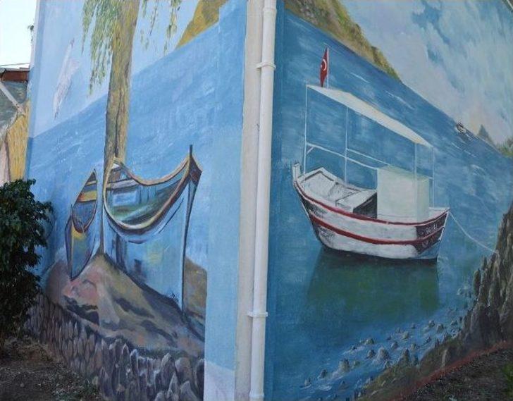 Kadın Eliyle Renkli Bir Dokunuş G2