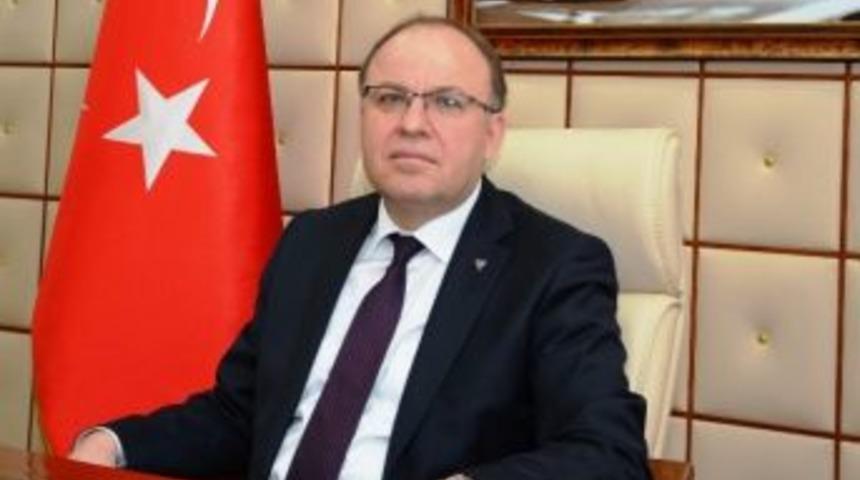 Vali Tutulmaz&rsquo;dan &ldquo;30 Ağustos&rdquo; Kutlaması