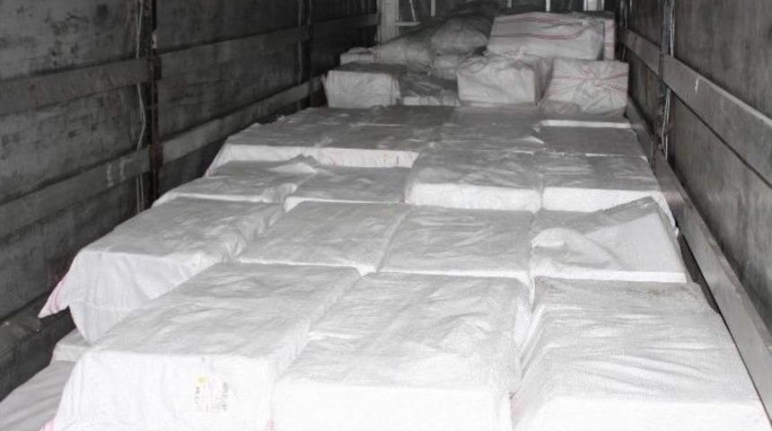 Gazıantep&rsquo;te Ka&ccedil;ak &Ccedil;ay Ve Sigara Ele Ge&ccedil;irildi