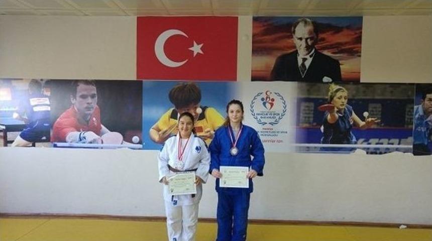 Yunusemre Belediyespor Judo&rsquo;da Başarıya Doymuyor