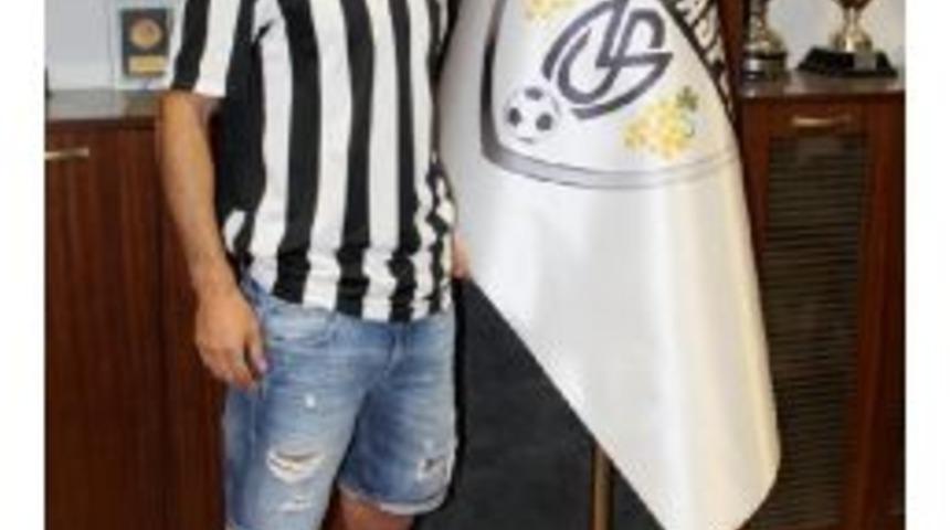 Manisaspor, Onur Kalafat Ile Imzaladı