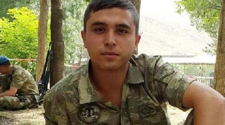 Muş'ta Trafik Kazasında &Ouml;len Uzman &Ccedil;avuşun Denizli'deki Evine Ateş D&uuml;şt&uuml;