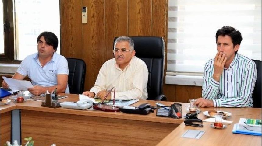 Kentsel D&ouml;n&uuml;ş&uuml;m İle Cazibe Merkezi Melikgazi