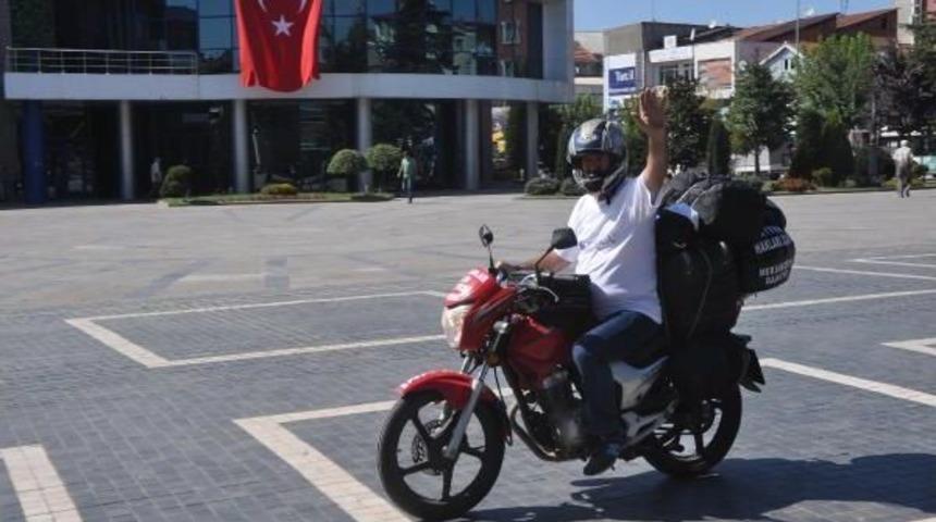 Hayvan Hakları I&ccedil;in Motosikletiyle Yollara D&uuml;şt&uuml;
