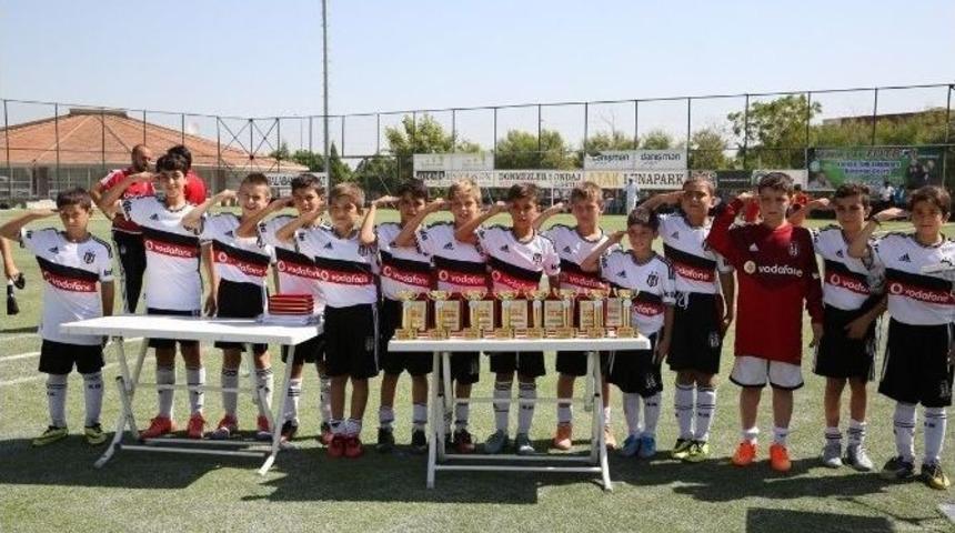 Tevfik Lav Turnuvasında Şampiyon Beşiktaş