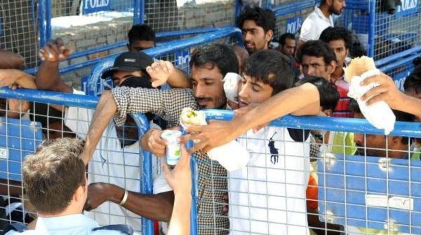 Emniyetin Bah&ccedil;esi M&uuml;lteci Kampı Gibi