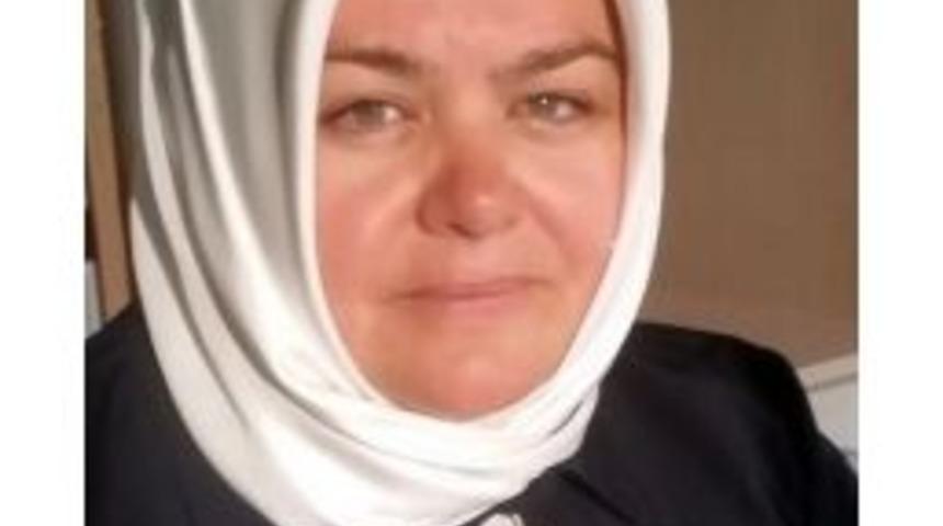 Ayşen G&uuml;rcan İlk Baş&ouml;rt&uuml;l&uuml; Kadın Bakan Oldu
